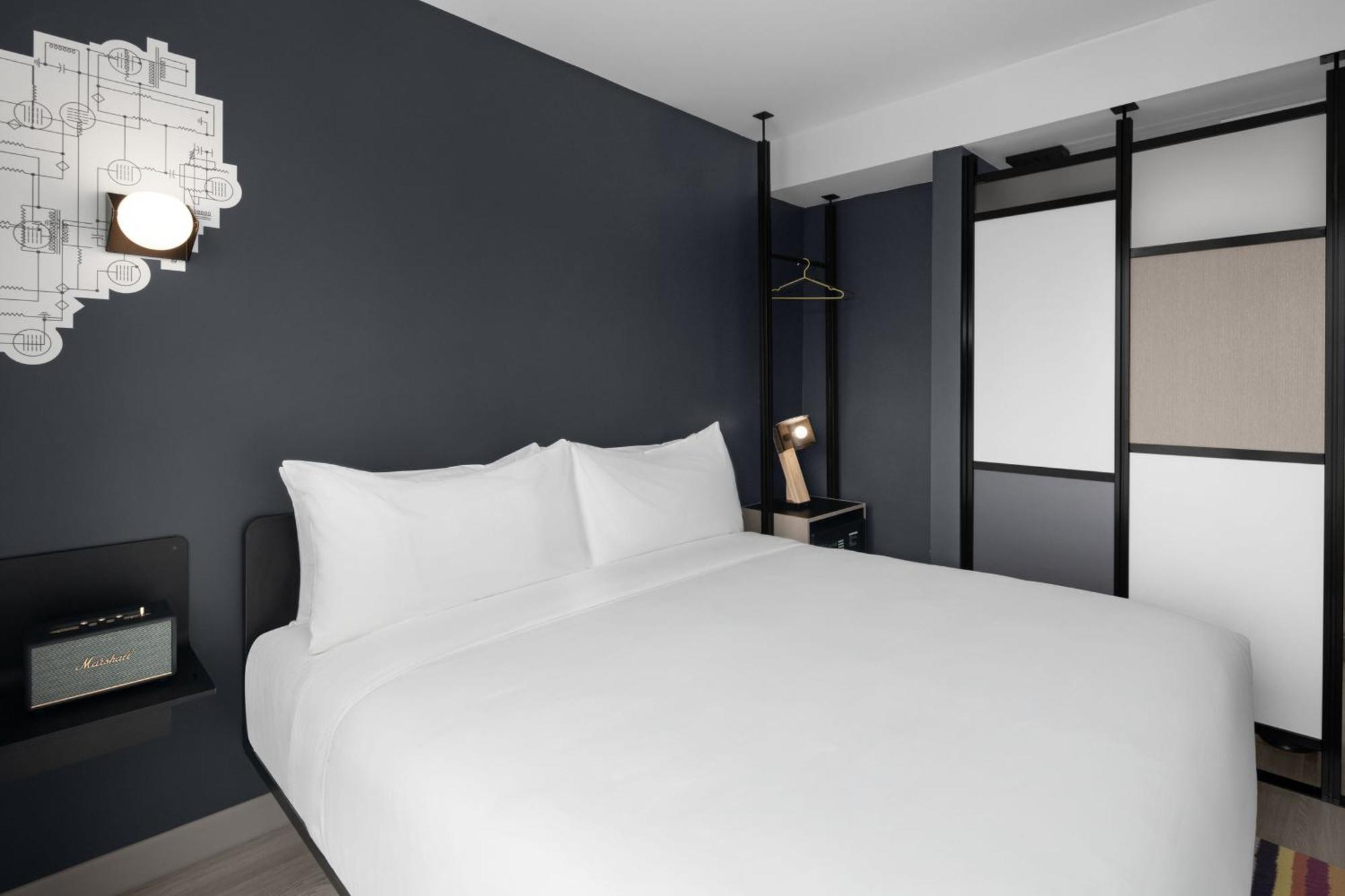Hotel Aloft New York Chelsea Extérieur photo